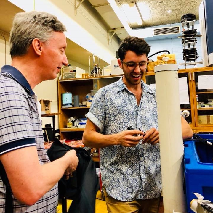 27654393_241738549701733_4310818759188673908_n